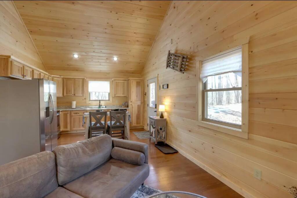 New Serene, Fun & Comfy Cabin- Covered Deck, Grill, Arcade Murphy Exteriör bild