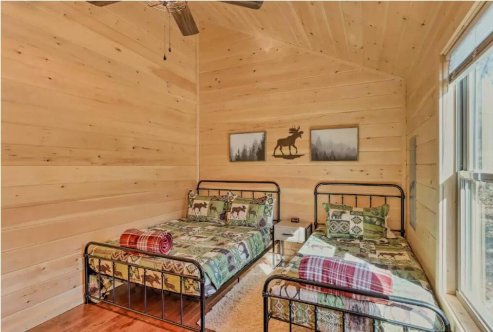 New Serene, Fun & Comfy Cabin- Covered Deck, Grill, Arcade Murphy Exteriör bild