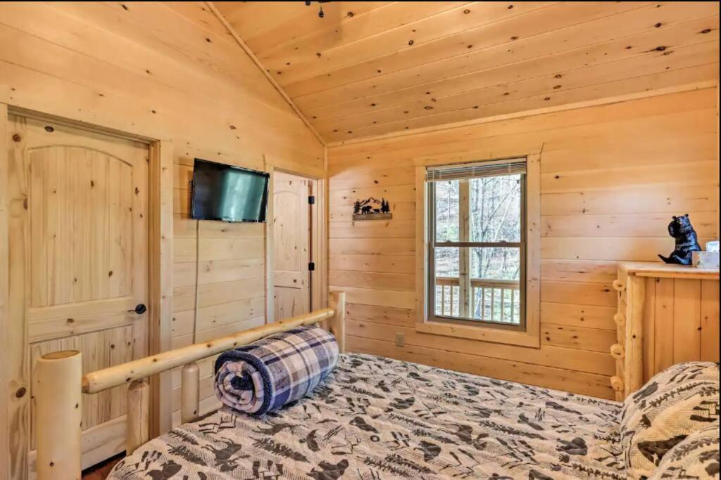 New Serene, Fun & Comfy Cabin- Covered Deck, Grill, Arcade Murphy Exteriör bild