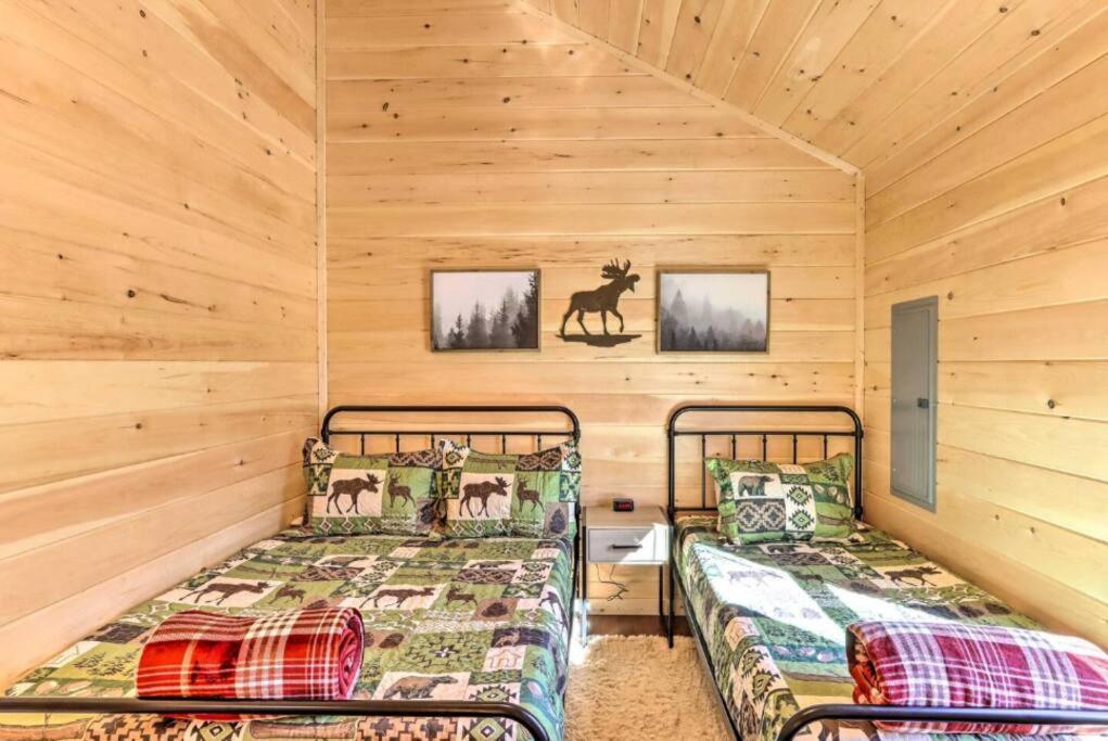 New Serene, Fun & Comfy Cabin- Covered Deck, Grill, Arcade Murphy Exteriör bild
